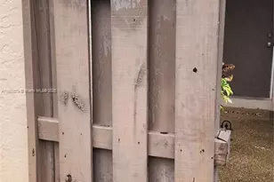 12305 NW 11th Ct, Pembroke Pines, FL 33026 - Photo 8