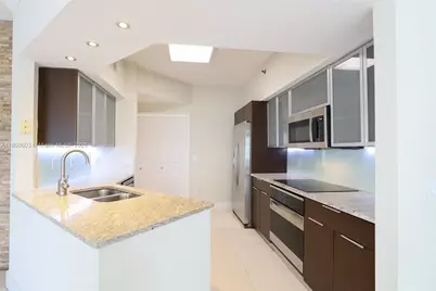 3245 NE 184th St #13203, Aventura, FL 33160 - Photo 16