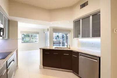 3245 NE 184th St #13203, Aventura, FL 33160 - Photo 18