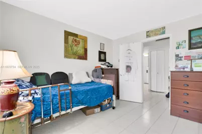 1400 Saint Charles Pl #L4, Pembroke Pines, FL 33026 - Photo 28