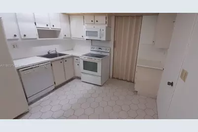 251 174th St #1711, Sunny Isles Beach, FL 33160 - Photo 16