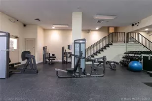 251 174th St, Sunny Isles Beach, FL 33160 - Photo 30