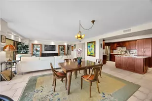 1800 NE 114th St, Miami, FL 33181 - Photo 10