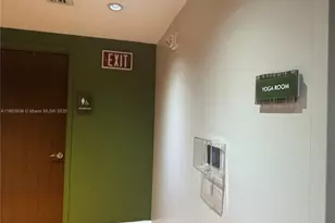 2641 N Flamingo Rd, Sunrise, FL 33323 - Photo 26