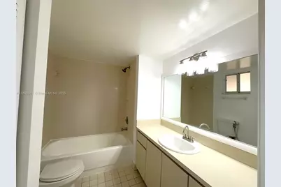 3562 W 80th St #101-52, Hialeah, FL 33018 - Photo 12
