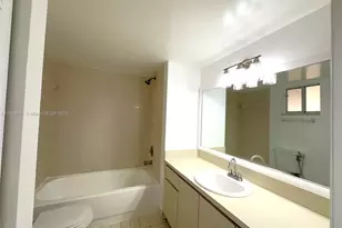 3562 W 80th St, Hialeah, FL 33018 - Photo 12