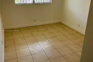 220 SW 9th Ave, Hallandale Beach, FL 33009 - Photo 6