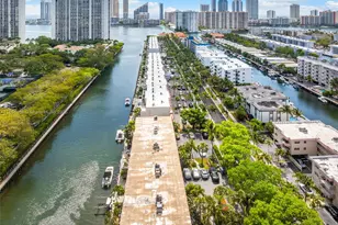 3553 NE 171 St, North Miami Beach, FL 33160 - Photo 56