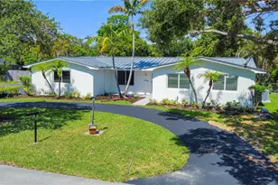 17640 SW 84th Ct, Palmetto Bay, FL 33157 - Photo 1