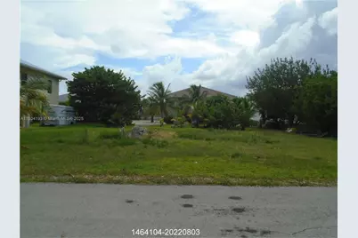 106 S Bahama Dr, Duck, FL 33050 - Photo 2