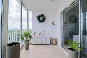 3800 Hillcrest Dr, Hollywood, FL 33021 - Photo 8
