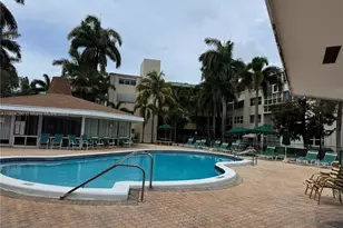 1333 E Hallandale Beach Blvd, Hallandale Beach, FL 33009 - Photo 18
