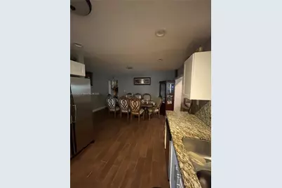 2724 Cleveland St, Hollywood, FL 33020 - Photo 10