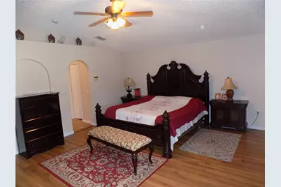 2818 Sheila Dr, Orlando, FL 32712 - Photo 12