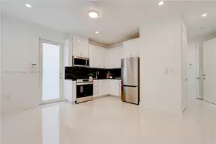 1805 NW 22nd Ct, Miami, FL 33125 - Photo 32