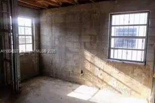 28520 SW 142nd Ave, Homestead, FL 33033 - Photo 10