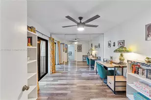 718 NW 98th Cir, Plantation, FL 33324 - Photo 16