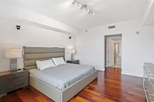 3330 NE 190th St, Aventura, FL 33180 - Photo 20