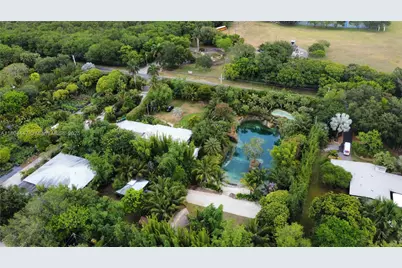 16970 SW 264th St, Homestead, FL 33031 - Photo 10