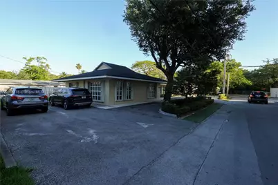8125 SW 120th St, Pinecrest, FL 33156 - Photo 2
