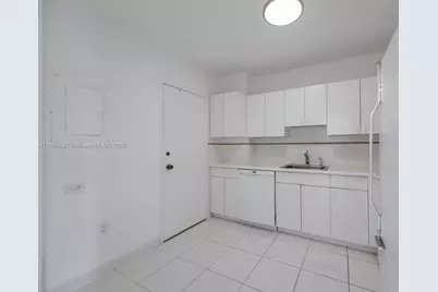 1980 S Ocean Dr #18G, Hallandale Beach, FL 33009 - Photo 10