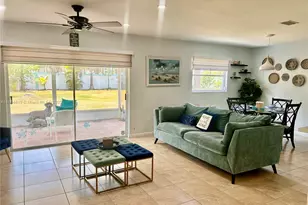818 Lake McGregor Dr, Fort Myers, FL 33919 - Photo 10