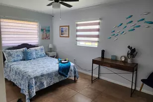 818 Lake McGregor Dr, Fort Myers, FL 33919 - Photo 16