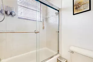 2250 NE 42nd Cir, Homestead, FL 33033 - Photo 18