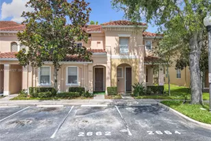 2662 Mayaguana St, Kissimmee, FL 34747 - Photo 2