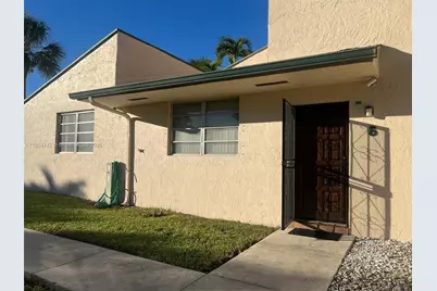 9195 Fontainebleau Blvd #6, Miami, FL 33172 - Photo 2