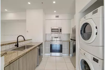 7330 NW 114th Ave #304-5, Doral, FL 33178 - Photo 4