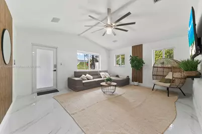 1631 N 29th Ct, Hollywood, FL 33020 - Photo 34