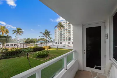 5005 Collins Ave #212, Miami Beach, FL 33140 - Photo 8