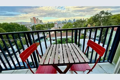 1530 SW 2nd St #401, Miami, FL 33135 - Photo 16