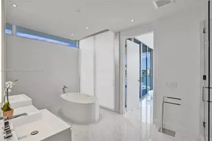 3750 Yacht Club Dr, Aventura, FL 33180 - Photo 34