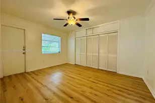 65 Washington Ave, Miami Beach, FL 33139 - Photo 4