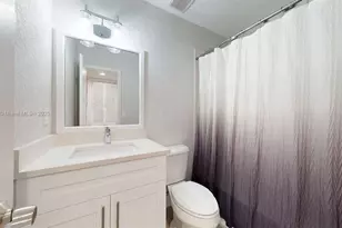 15805 W Waterside Cir, Sunrise, FL 33326 - Photo 40