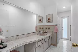 2023 SW 99th Ave, Miami, FL 33165 - Photo 12