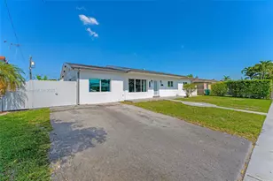 2023 SW 99th Ave, Miami, FL 33165 - Photo 2