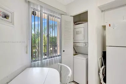 1601 SW 128th Ter #309A, Pembroke Pines, FL 33027 - Photo 4