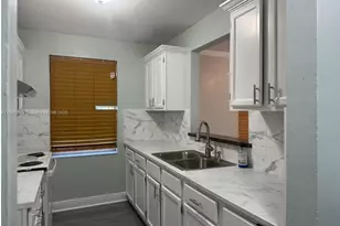 18761 SW 318th Terrace, Homestead, FL 33030 - Photo 4