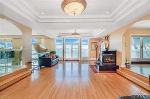 30 Aviva Ct, New York, NY 10307 - Photo 8