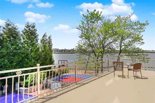 30 Aviva Ct, New York, NY 10307 - Photo 10