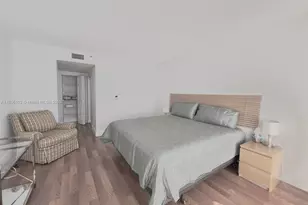 1000 W Island Blvd, Aventura, FL 33160 - Photo 18
