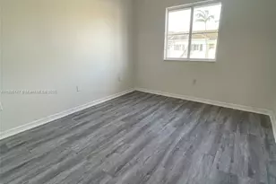 1636 SE 30th St, Homestead, FL 33035 - Photo 12