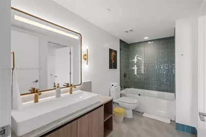 601 NE 1st #4204, Miami, FL 33132 - Photo 16