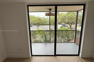 5570 NW 44th St, Lauderhill, FL 33319 - Photo 6