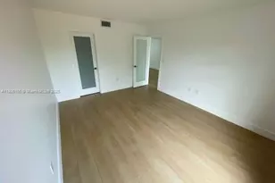 5570 NW 44th St, Lauderhill, FL 33319 - Photo 8