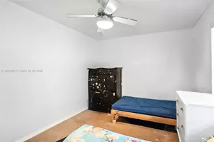 10772 La Placida Dr, Coral Springs, FL 33065 - Photo 8