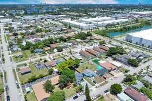 4029 SW 22nd St, West Park, FL 33023 - Photo 34